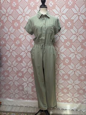 Japna Utility Jumpsuit | Sage Green